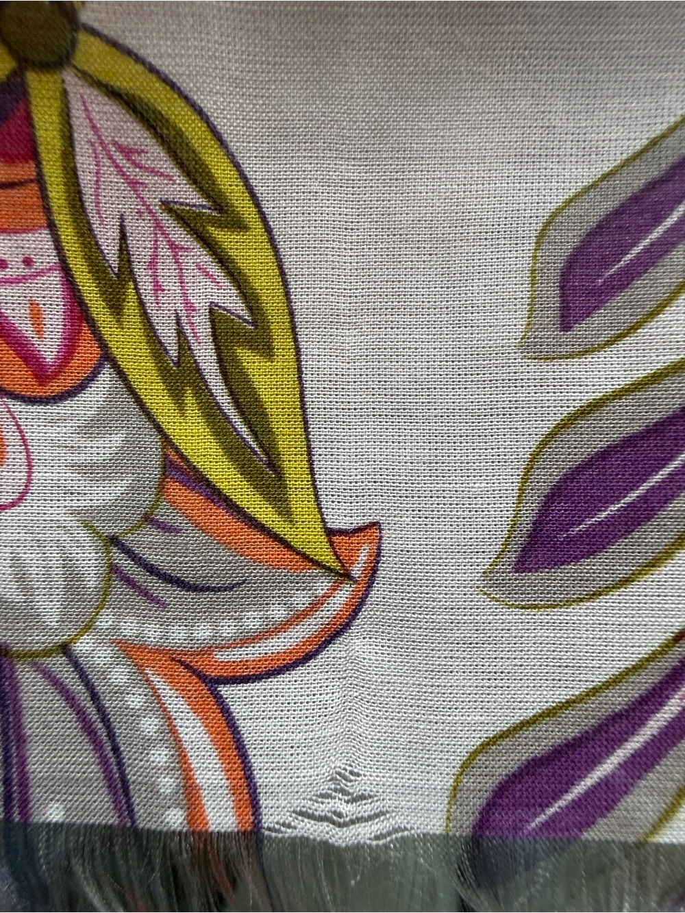 Frass Lightweight Oblong Pink Floral Design Scarf with Raw Edge. - Picture 5 of 7